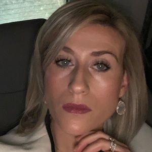 Meet your Posher, Iisabel